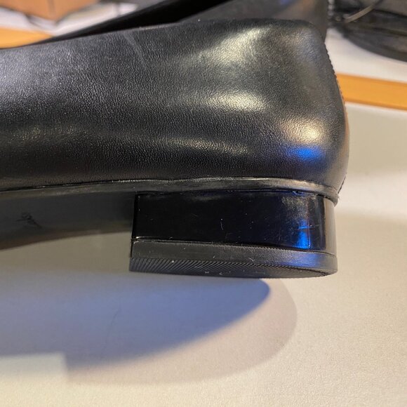 Clarks - Size 8M - Juliet Monte slip on, black caps - Picture 10 of 11